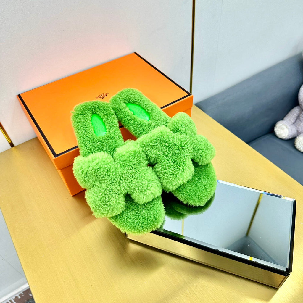 ORAN SHEARLING SANDALS CHARTREUSE GREEN